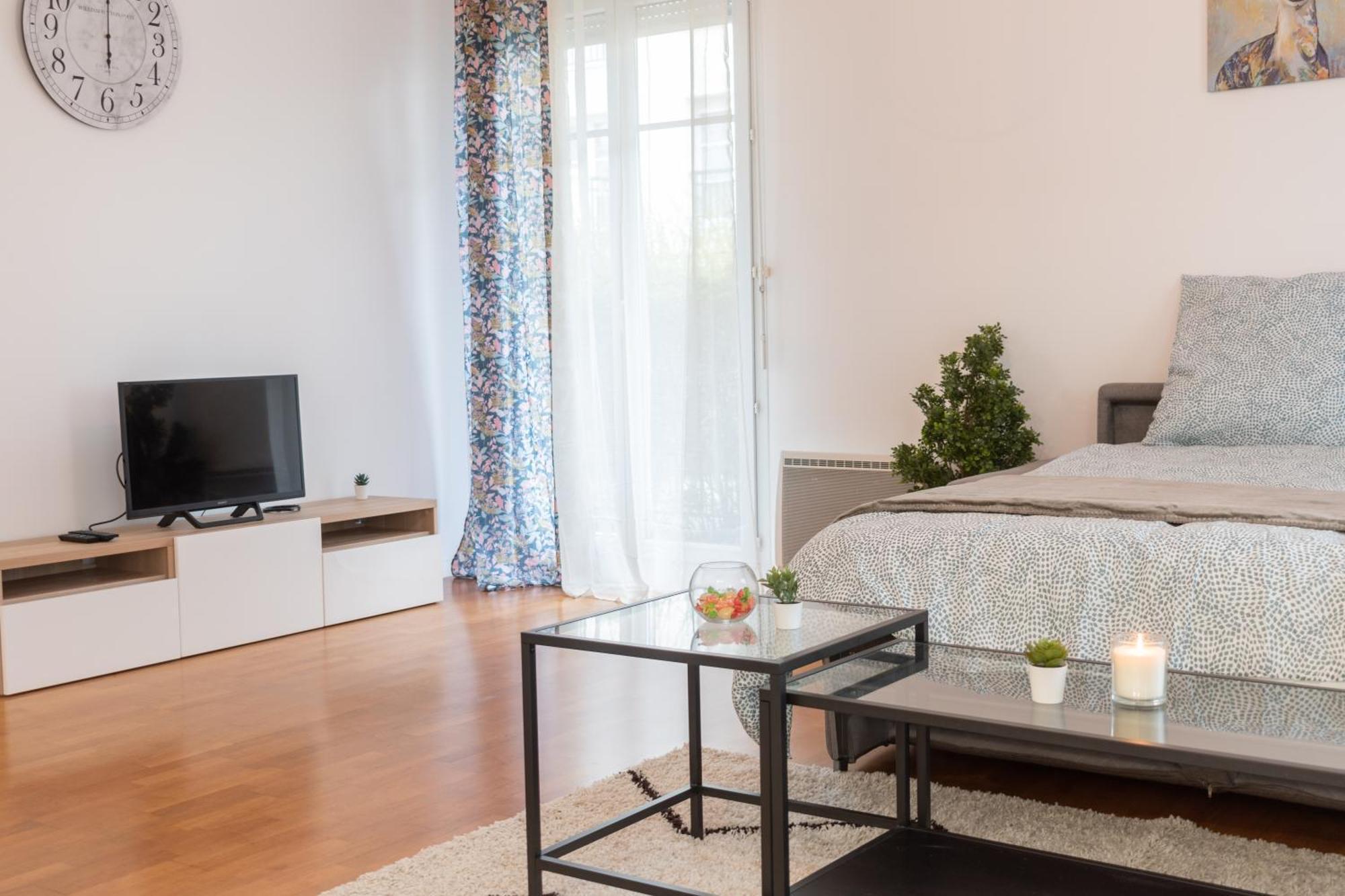 Le Nordique-T2-47M2-Face Val D'Europe-Disney Serris Bagian luar foto